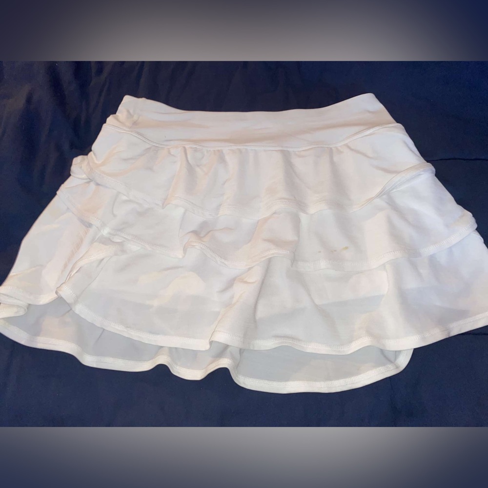 Ideology white flowy skirt size M